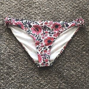 Billabong floral bikini bottom size Medium
